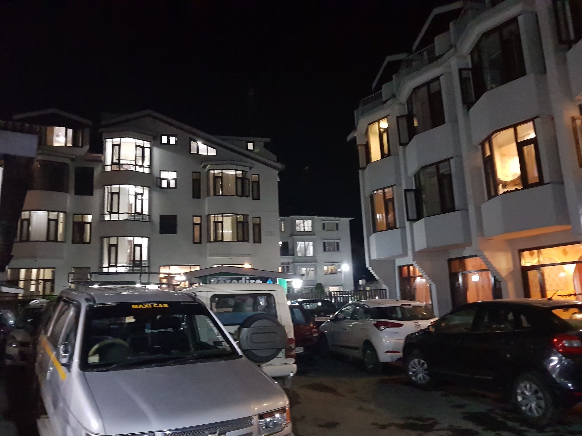 Hotel Paradise At Dal Lake Srīnagar Eksteriør billede